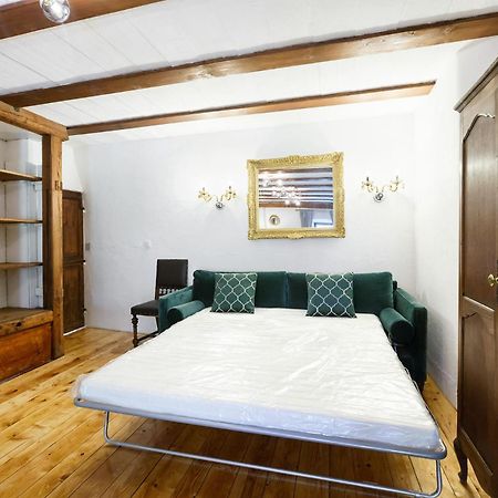 A Castle Spirit Apartment In Chateau Du Chatelard Clarens Exteriör bild